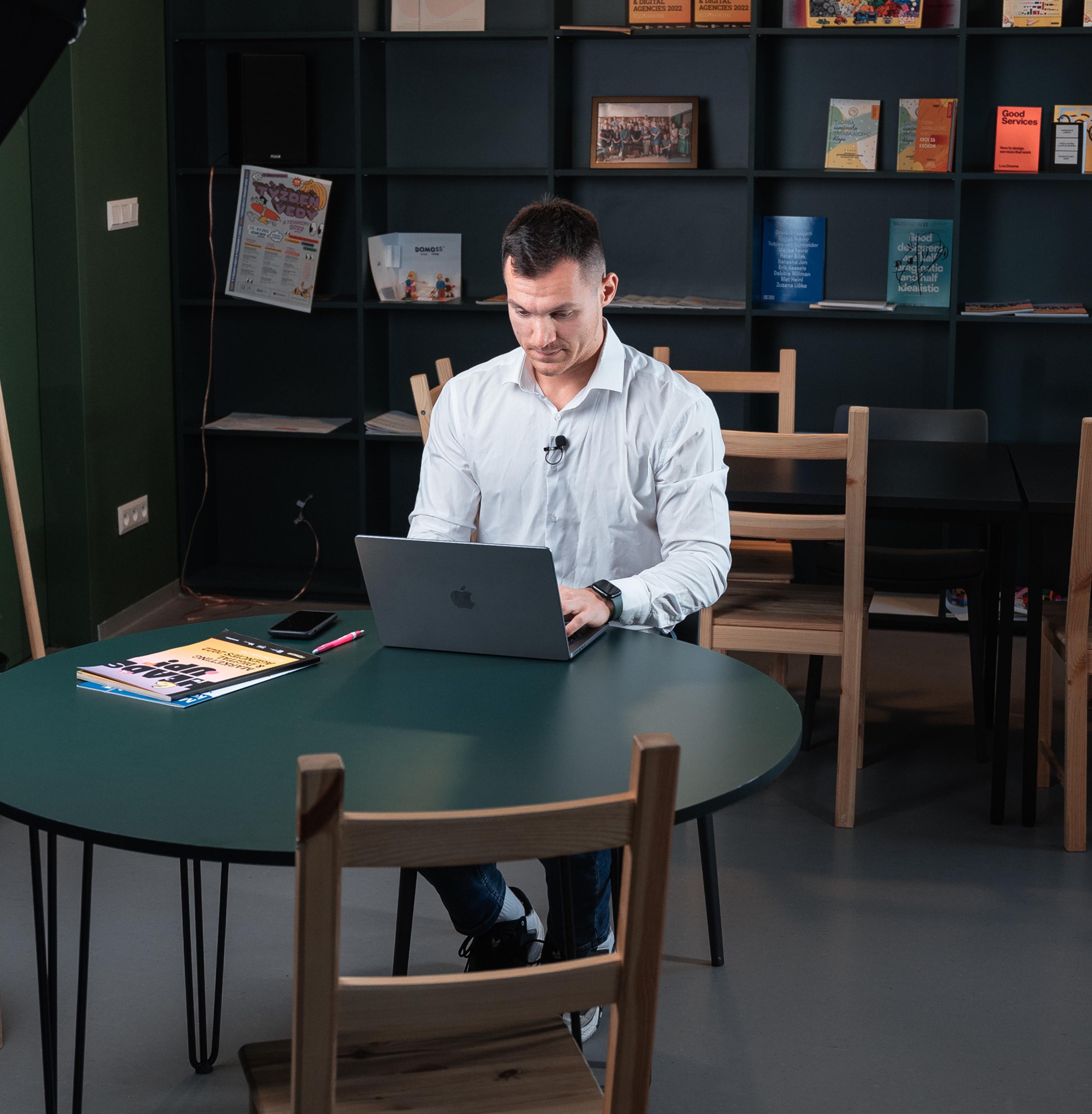 i relations | WebJET CMS faculty-banner-photo